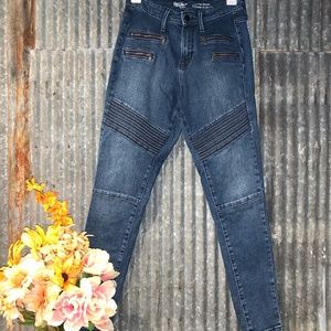💫Trendy Mossimo Jeans!💫